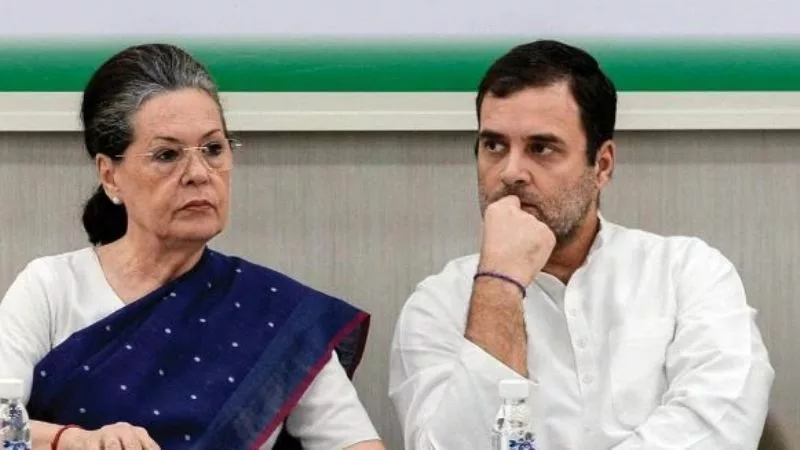 Rahul Gandhi and Sonia Gandhi jpg