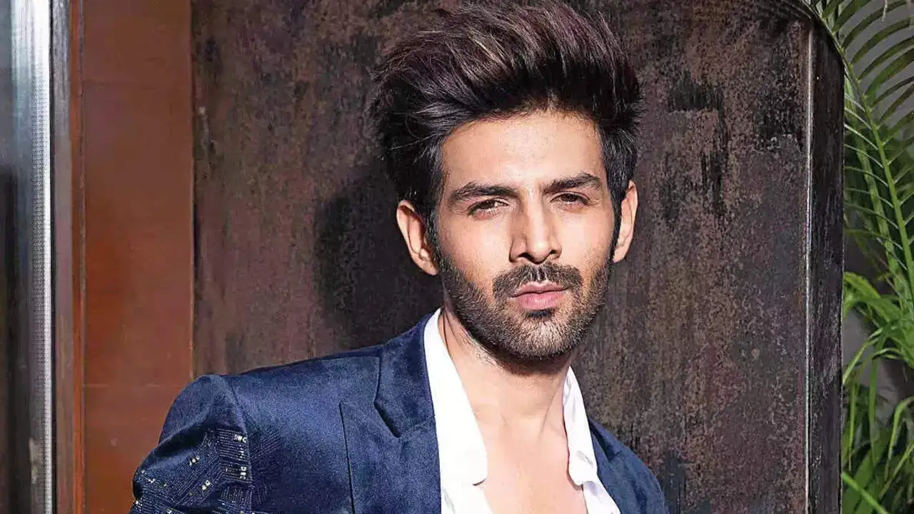 An accident happened with Kartik Aaryan